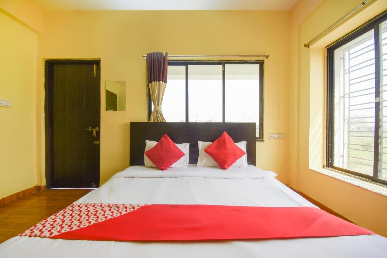 Oyo Flagship 72260 Seema International Hotel Gauripur Exterior photo